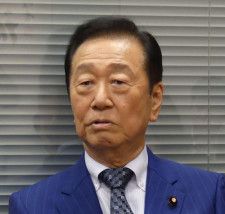 【X】小沢一郎氏「完全な買収」鈴木法相の法務省職員全員への「月餅」配布を批判　公選法抵触の疑い
